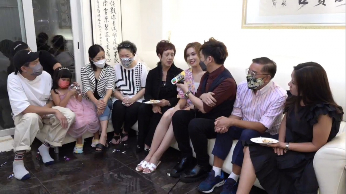 除了宋宛穎、媽媽文寶雪及宋宛穎表姨媽是選美得主