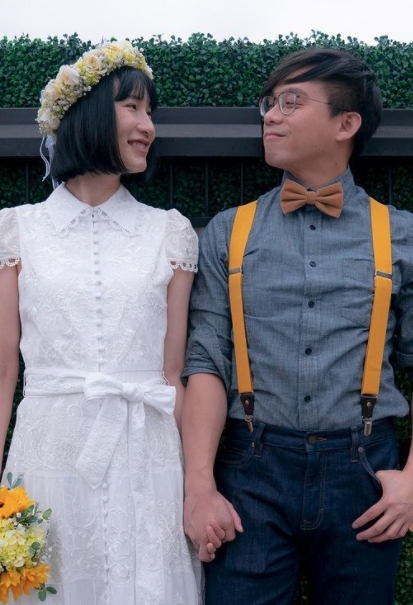 張夢兒和 Yung Lee 在IG上頻頻放閃,二人的婚紗照十分俏皮,舉辦了簡簡單單的儀式