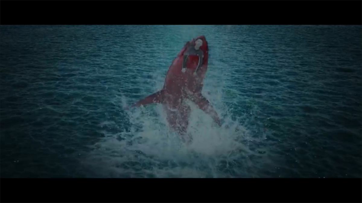 電影《血鯊》中方力申正正就是飾演游泳運動員，他熱愛海洋而且是個游泳高手！