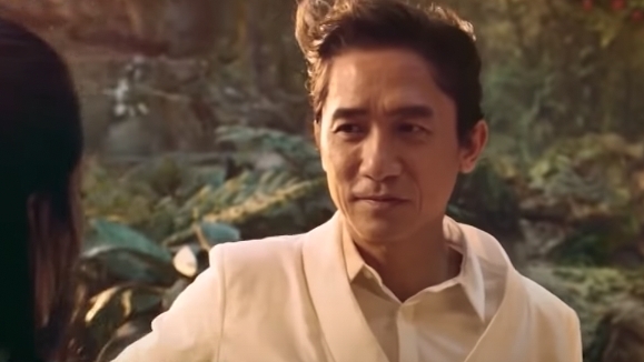Marvel電影《尚氣與十環幫傳奇》(Shang-Chi and the Legend of the Ten Rings)人氣賣座,影帝梁朝偉在電影中展示了帥氣的英姿