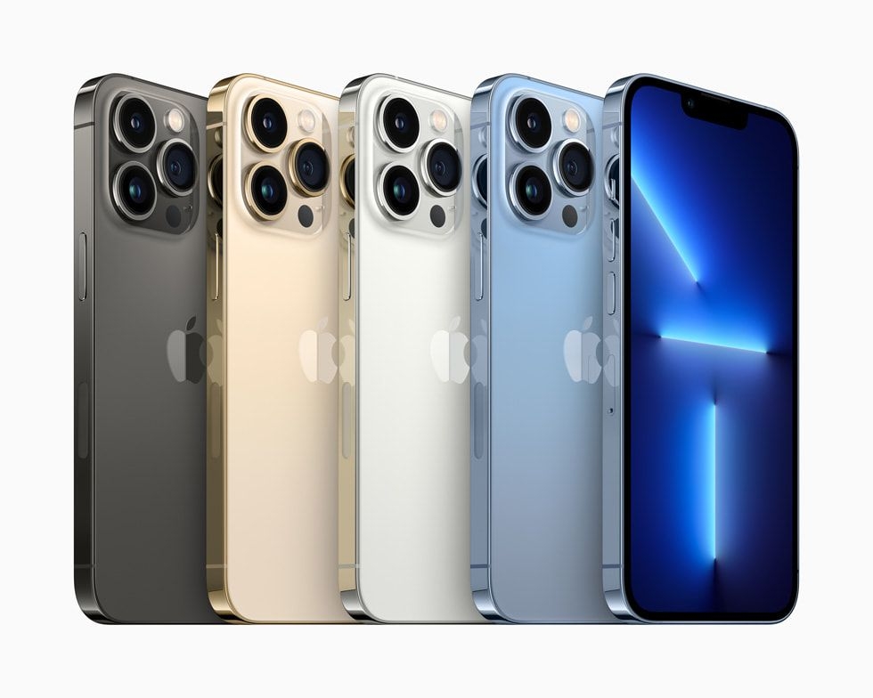 iPhone 13 Pro 和 iPhone 13 Pro Max 則推出 4 種顏色,包括石墨色、金色、銀色