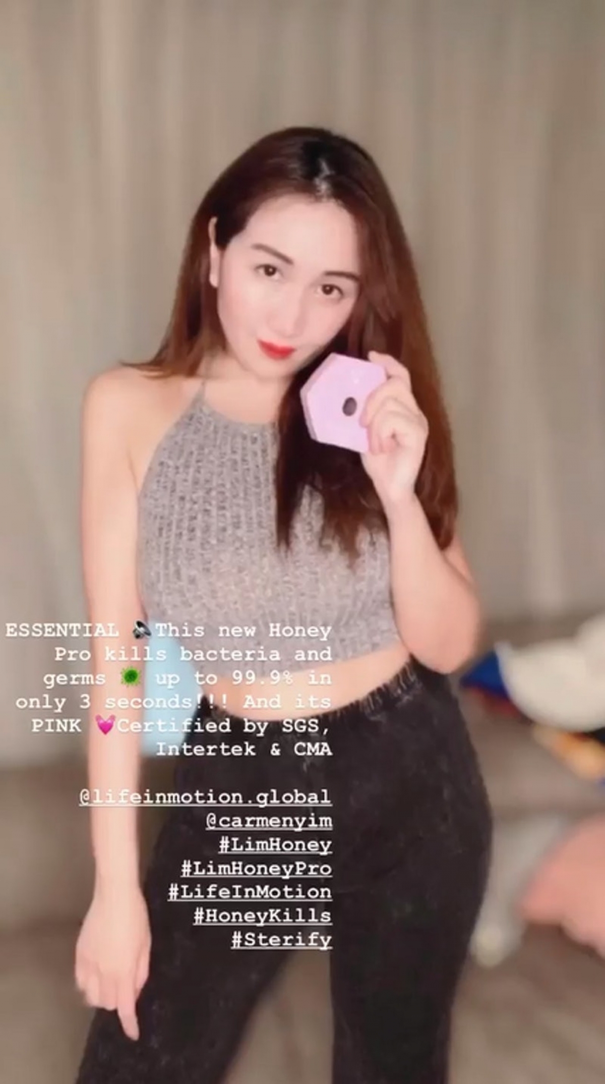 生下女兒後的何超盈努力運動減肥,一年後已回復纖瘦身材
