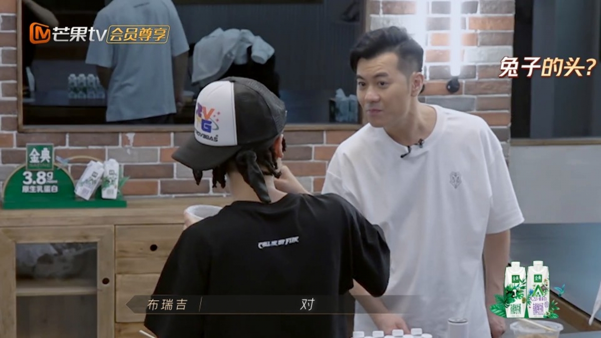 梁漢文不斷追問:「兔頭?兔子的頭?」再三確認後感到難以置信。