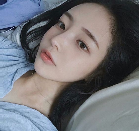 秋天保濕|長期皮膚乾因夜間保濕做不好?睡前一步阻水份流失翌日皮膚超水潤