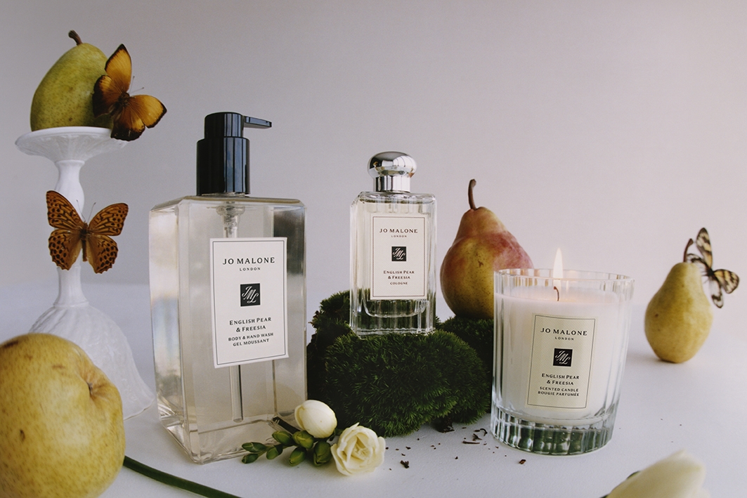 Jo Malone London 完全就是以英國梨與小蒼蘭完美刻劃出「氣質」兩個字,難怪能夠成為男女皆宜的超人氣香調!