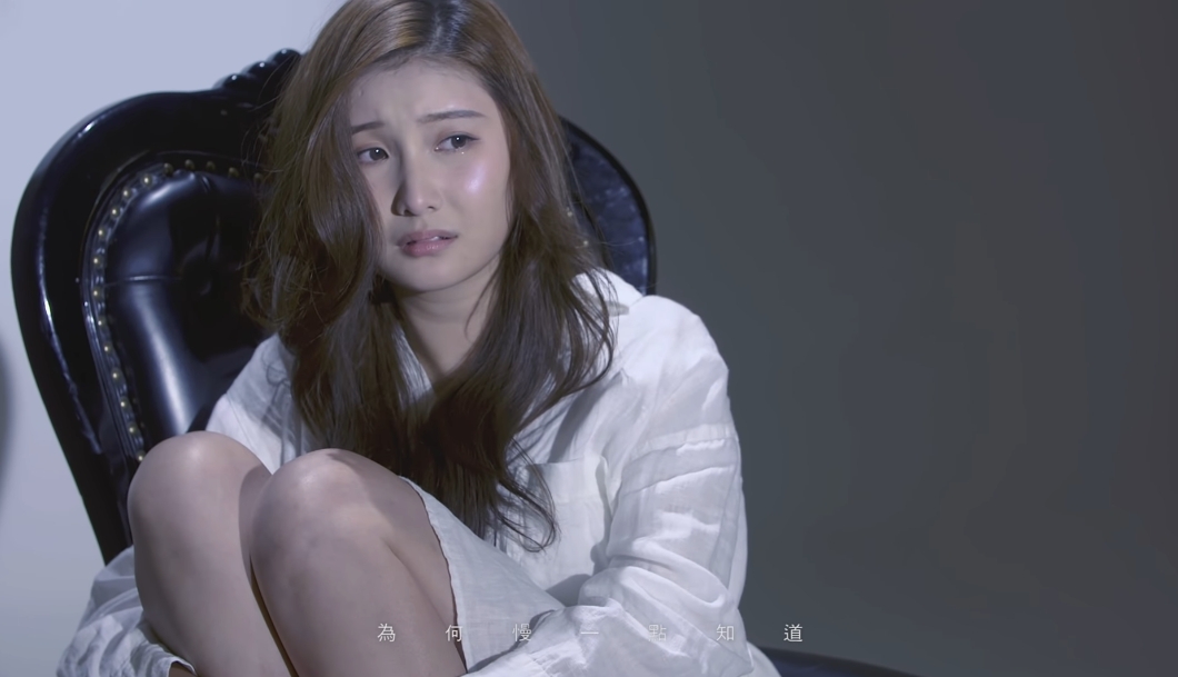 AK 歌曲《蝸牛》的 MV 請來 ViuTV 女神沈殷怡(Shirley)出演