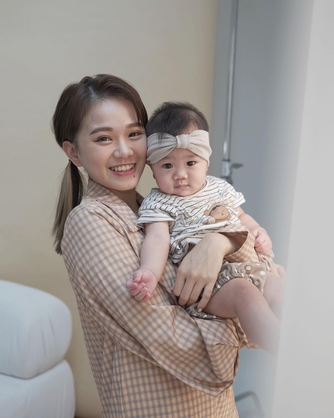 媽媽的確應該有當媽媽的模樣,不過這絕對不限於外表上,而是思想上!