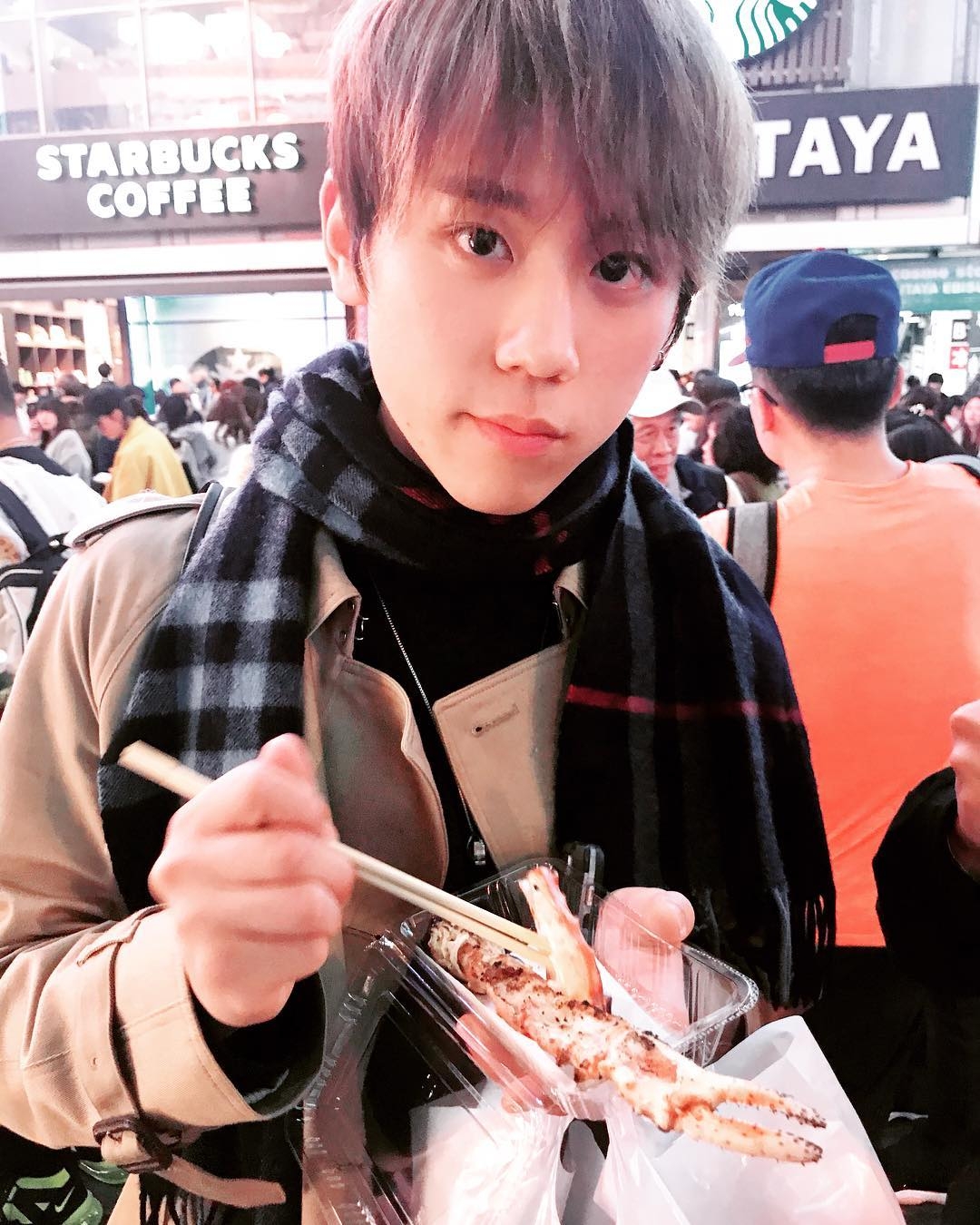 相信作為忠實姜糖的各位,不難發現其實姜濤特別喜歡「透過作品說話」,而去年派台的第五首單曲《孤獨病》就有一段這樣的自白: