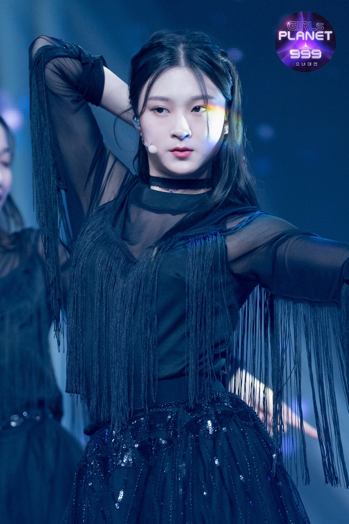 何思澄樣貌甜美帶點高冷,而且年僅17歲!何思澄是香港K-Pop舞團Caution Dance Crew的成員