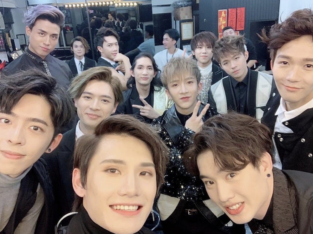 未知他和其他未有公開祝賀的成員,私下有否向花姐送上千字文祝賀呢?