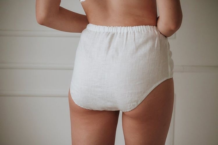 他補充不論ABDL穿上尿片時感覺到甚麼情緒,都與尿液無關,而是與尿片這個物體本身有關!