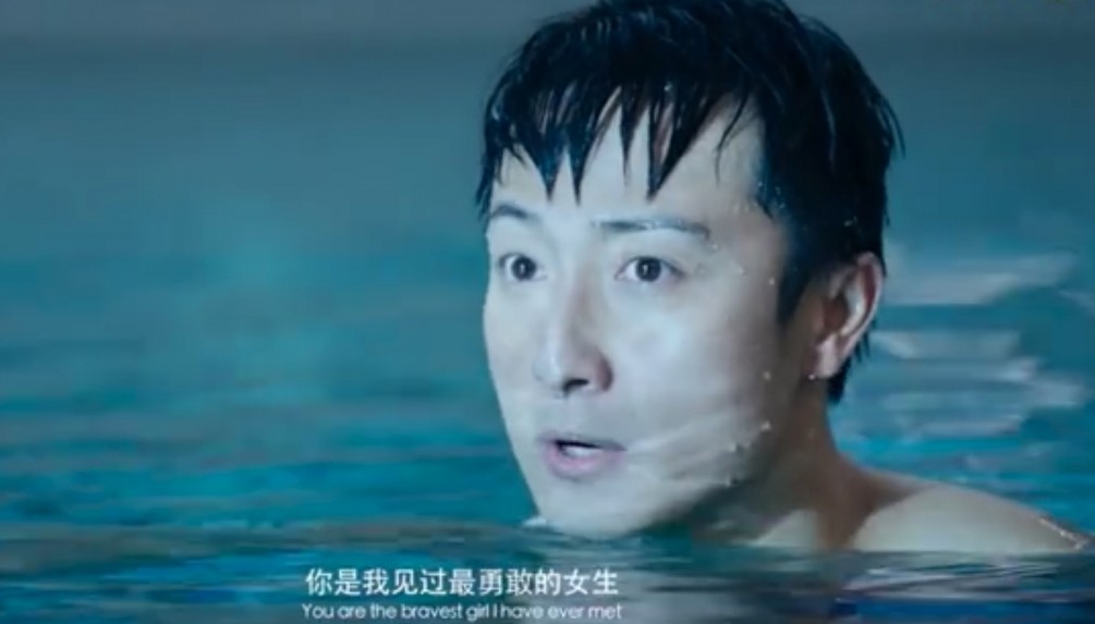 方力申因游泳實力一直被譽為「香港飛魚王子」，最近更接拍了一套展示他泳姿的內地電影《血鯊》！