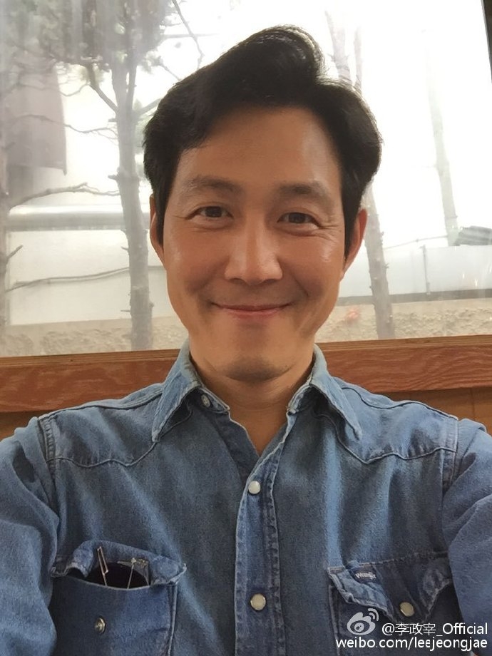 李政宰和林世玲自2008年起,不時被傳媒拍到約會的照片,但兩人只以「好友」來澄清關係!