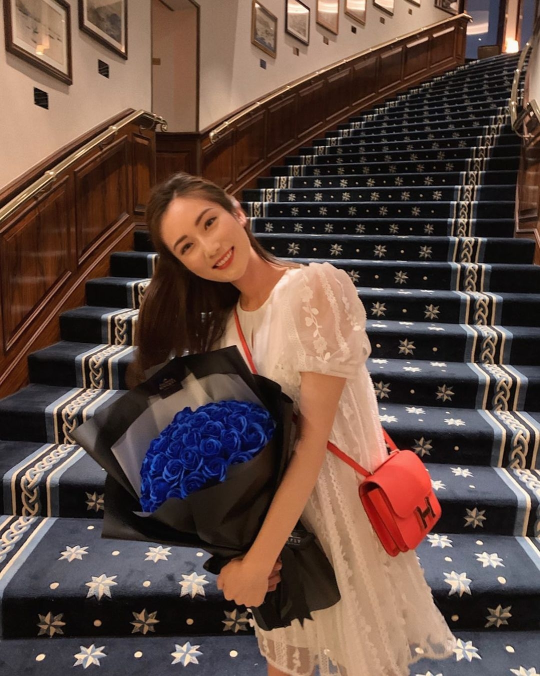 不過其實只要細心留意蔡嘉欣的 instagram,都不難發現她曬 Hermès 的日常~
