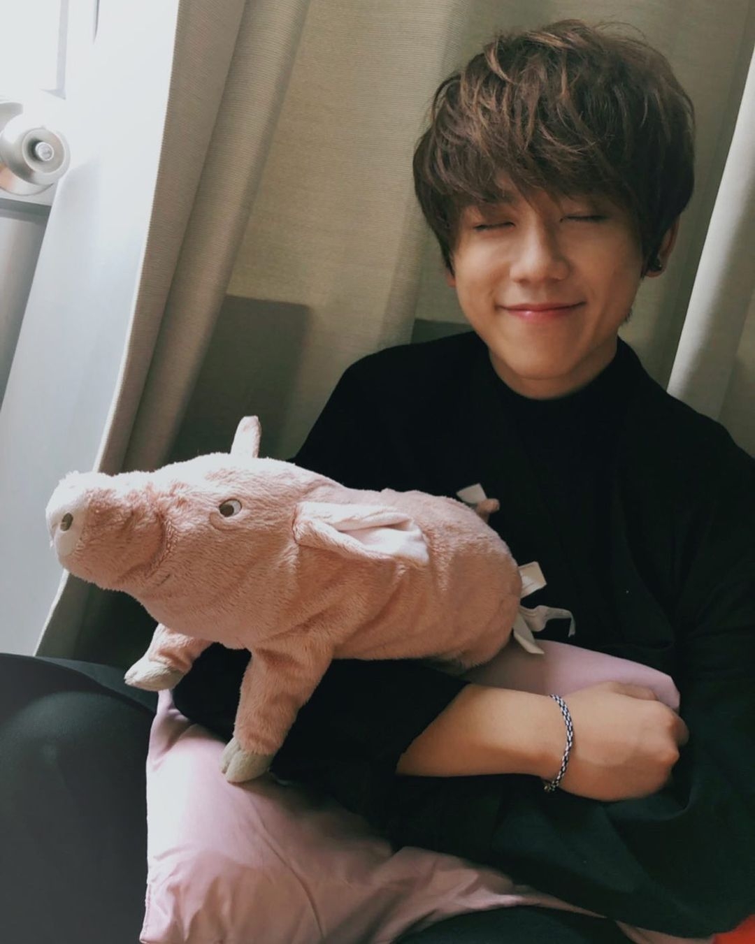 不過姜濤最後亦表示,近日透過拍電影的行程有好好與自己相處,更重新找回內心的平靜,甚至向粉絲承諾「會給你們一個修理好的自己。」