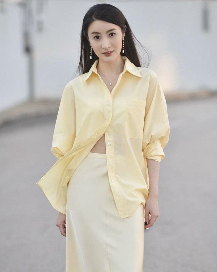 林夏微老公莫贊生更是白手起家,有財有勢,身家高達30億!