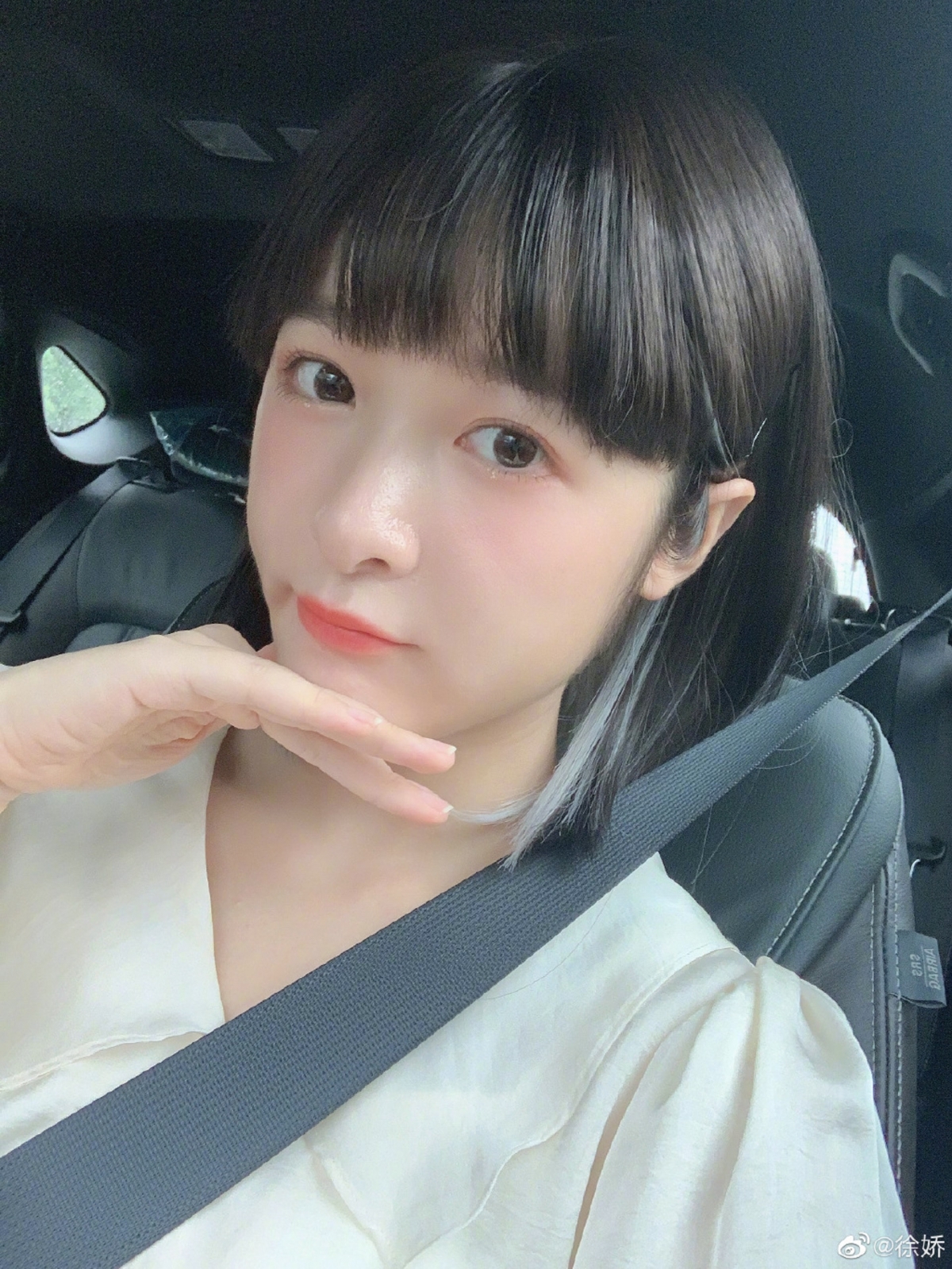 喜歡 Cosplay 的長江七號徐嬌不時打扮不同角色造型,藉此推廣自家產品。