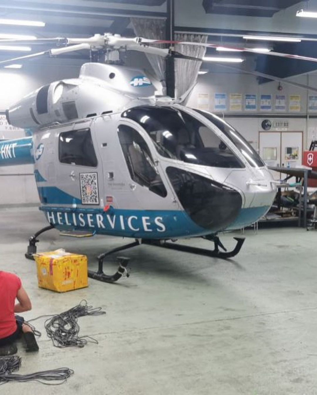 直升拉橫額求婚套餐