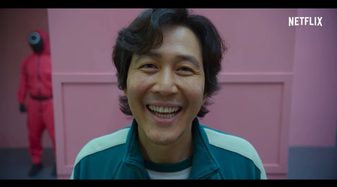 《魷魚遊戲》有不少劇情反映出韓國現今社會的現況,例如南北韓問題、脫北者的傷痛、貧富差距、投資詐騙等議題