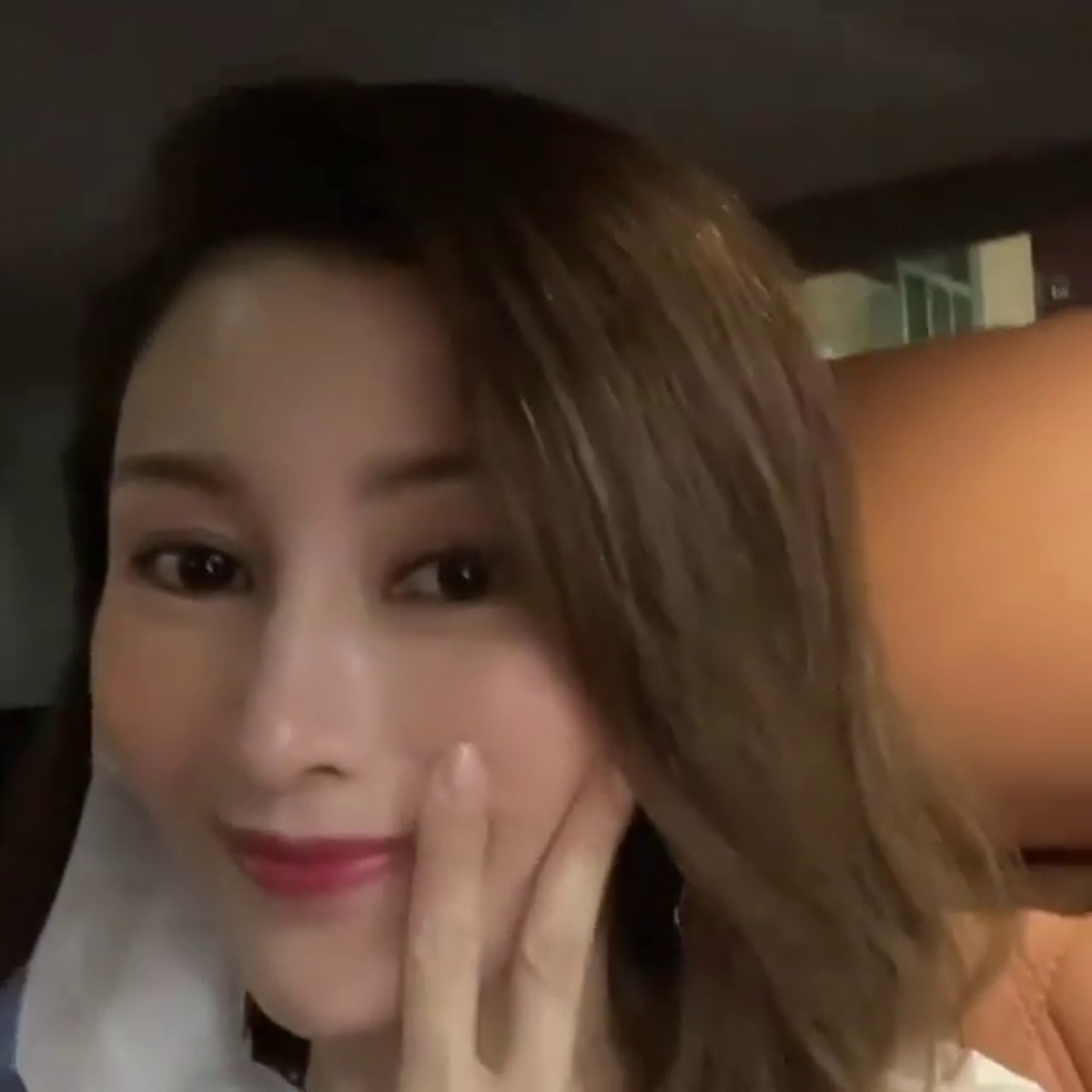 網民都認為這些「網紅濾鏡」太浮誇,令人面目全非甚至令人認不出