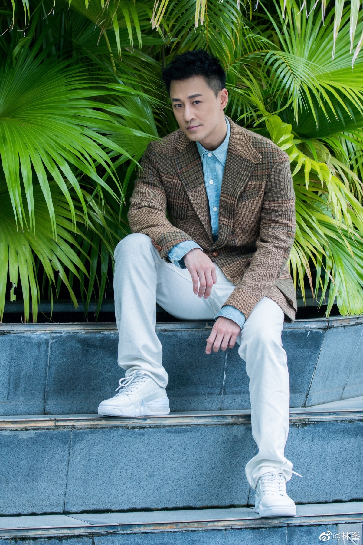 吳千語與林峯於2013年公開認愛,當年二人的作風相當高調