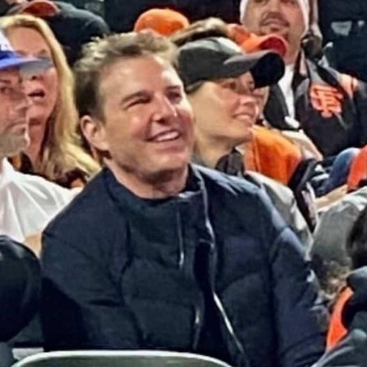 「Tom Cruise face」亦瞬間登上熱搜關鍵字