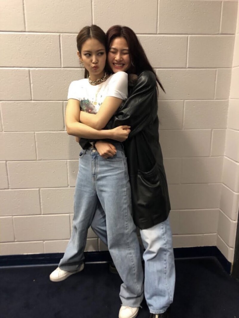 Jennie 更為鄭浩研在拍攝魷魚游戲時送上應援餐車