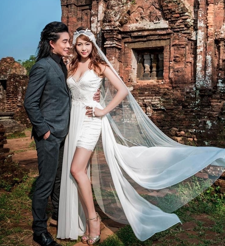 深藏不露的他其實還有一位嬌妻,他和第二任老婆尚羚結婚5年前結婚