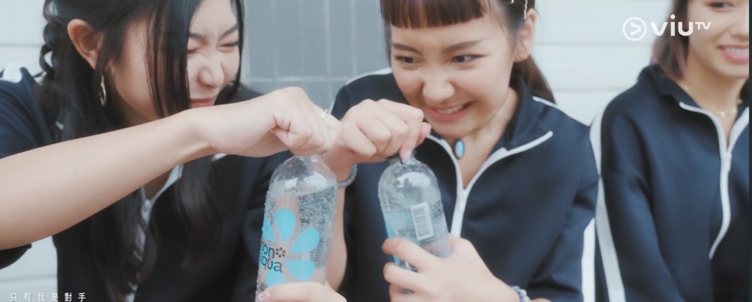 《全民造星4》3號參賽者邱彥筒被外界認為邱彥筒深得花姐(黃慧君)歡心
