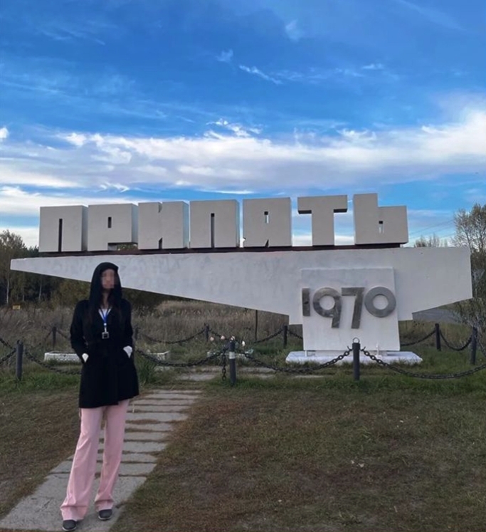 有網民認為該網紅的原意也只是想增加大家對切爾諾貝爾的了解，認為大眾不應對她作太激烈的批評