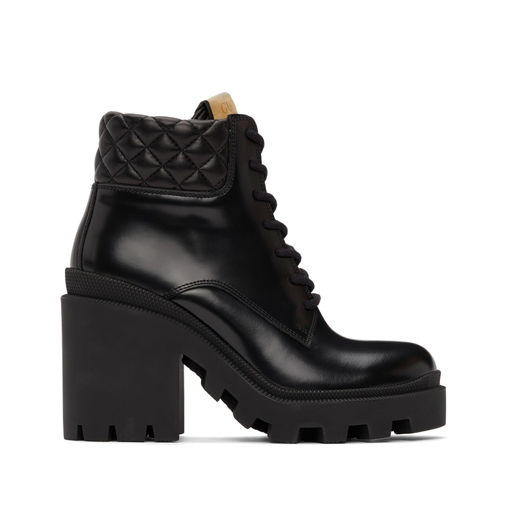 GUCCI 這款綁帶造型的靴子就較貼近日常高筒球鞋風,都是較休閒!