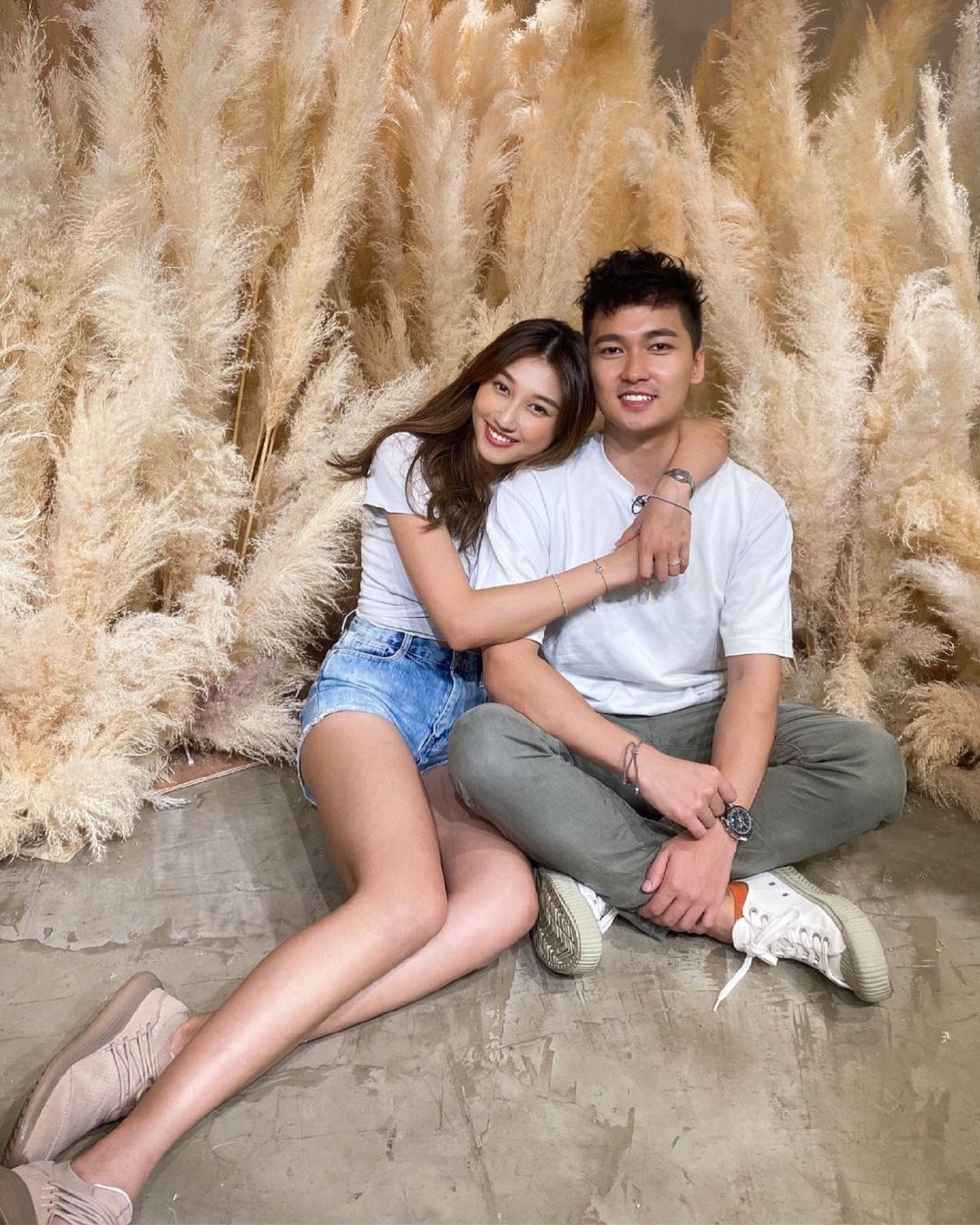 而阿匡的instagram不但通通都是與老婆Luna的合照,就連頭像都好,好男人印象滿分!