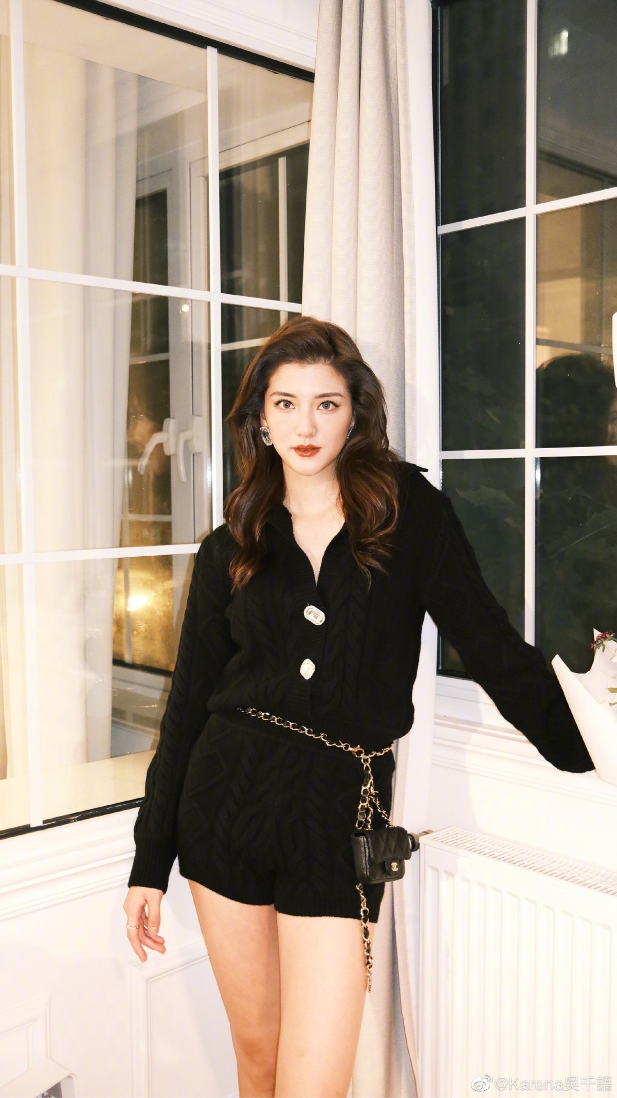 吳千語與前全國政協及地產商施子清的長孫、「百億富三代」施伯雄傳出緋聞!