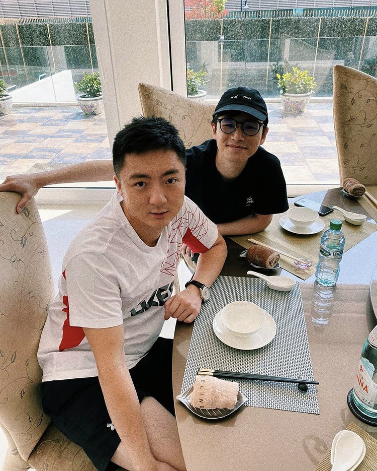 鍾培生(Derek)是Joshua識於微時的好兄弟!