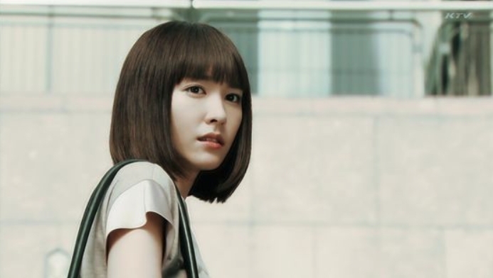 說到短髮當然少不了能完美駕馭所有短髮的「國民老婆」新垣結衣吧!