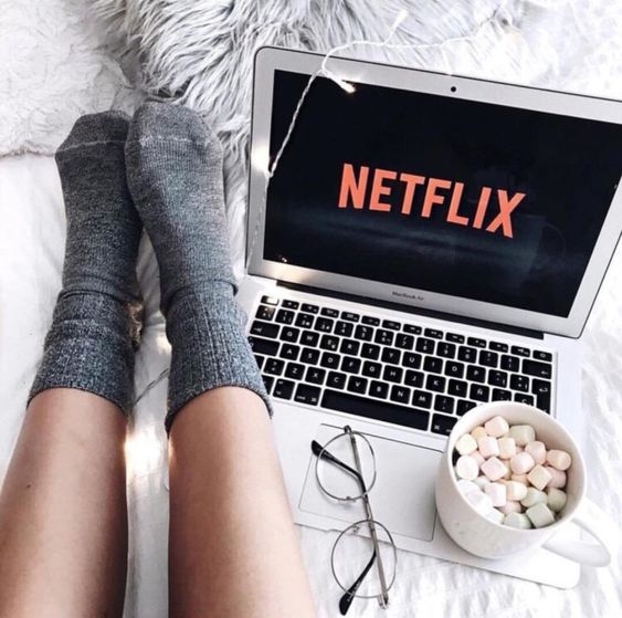 Netflix 的香港月費最低$63,而 Disney+ 的香港區月費則以 $73 定價,用戶更可以較優惠的年費$738 訂閱 12 個月,除開僅需每月 $61.5