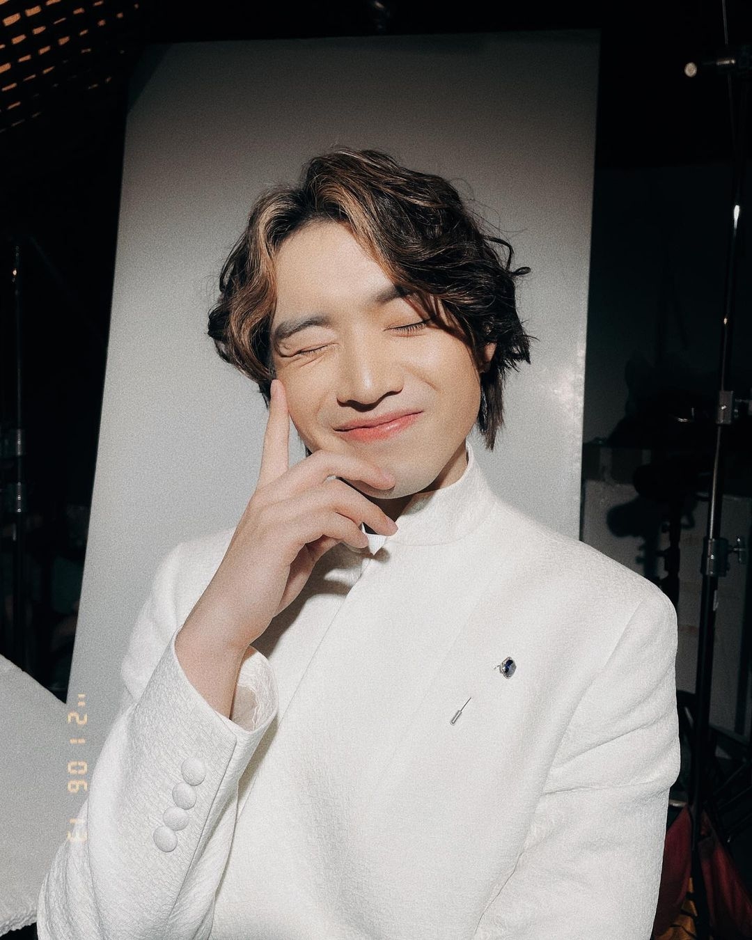 而在網民口中的 Mirror 「上弦」,就是在隊中歌唱、跳舞實力較出眾的姜濤、Anson Lo(盧瀚霆)、Edan(呂爵安)、Ian(陳卓賢)、Anson Kong(AK)、Jer(柳應廷);