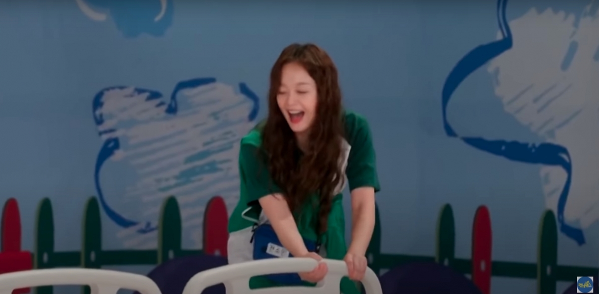 全昭旻在醒來時一臉驚呆,後來就大喊:「我是韓美女!