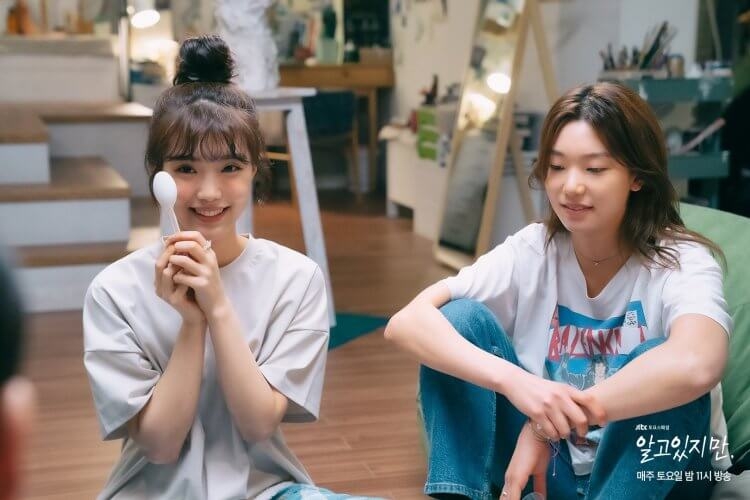 樓主又指該女生「異性朋友少到喊」，但都有咁多人搵，「好難想像靚女／交際花一日會有幾多人搵」！