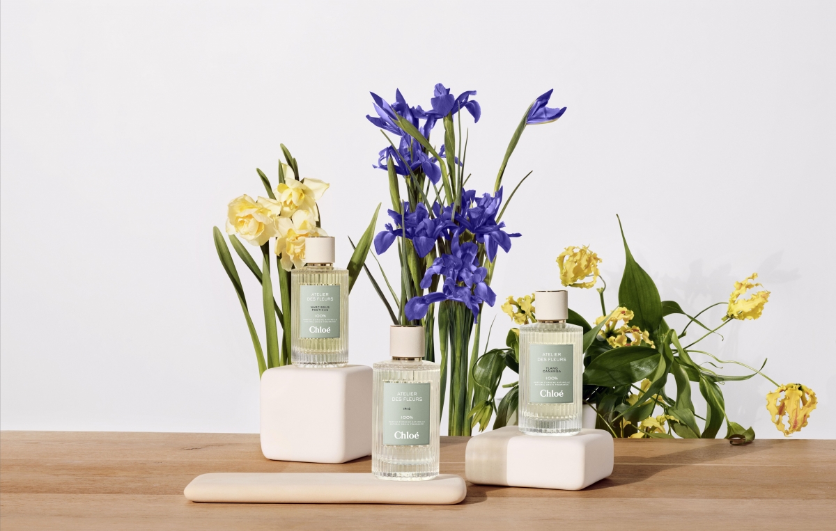 Chloé Atelier des fleurs 的香水向來深受女士的愛戴,過往此系列已推出了 12 款花香氣味