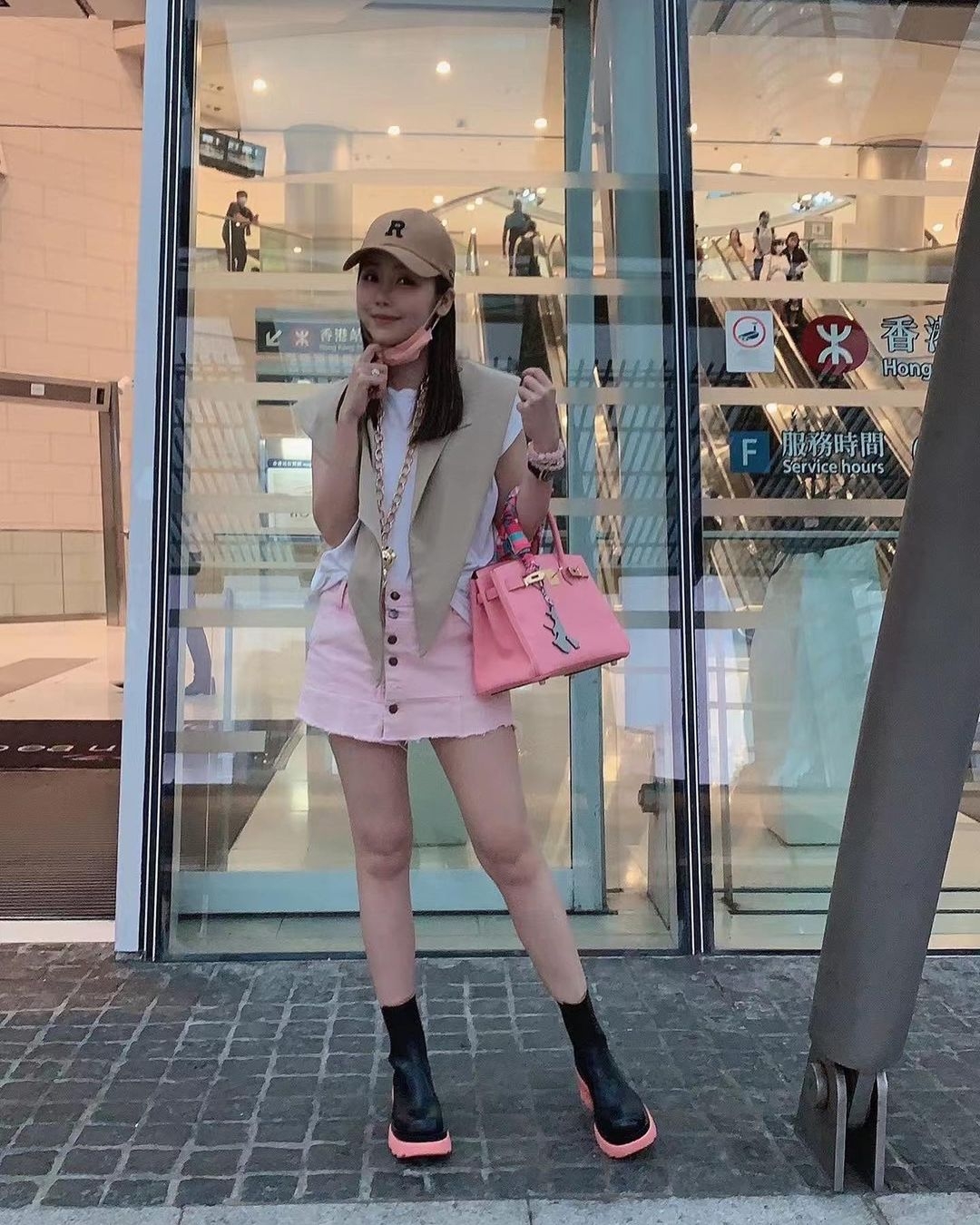 張韋怡(Gogo Cheung)喜歡收藏不同的 Hermès 名牌手袋