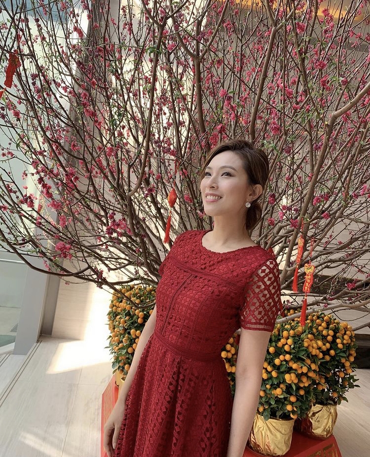 被譽為「黃金剩女」的朱慧敏多年來情路坎坷,每段感情都未能開花結果~