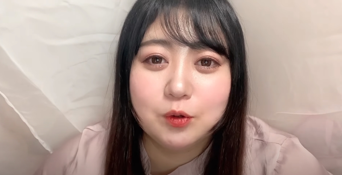 Emix 的 YouTube 影片中說話的樣子後,就認為她真人其實並不像橋本環奈