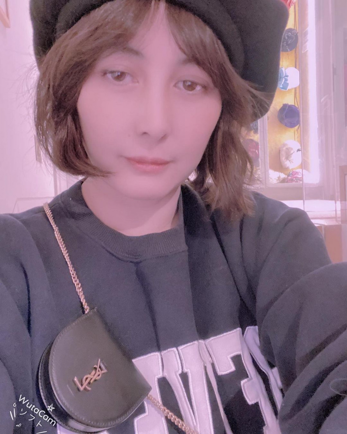 已故賭王何鴻燊的家族顯赫,多名子女都是學霸出生,不過何超儀志不在此