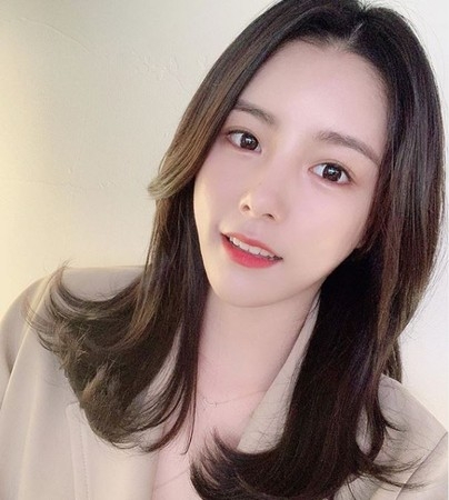 排球女神李多英(이다영),近日被揭發出多宗醜聞形象敗壞一沉百踩