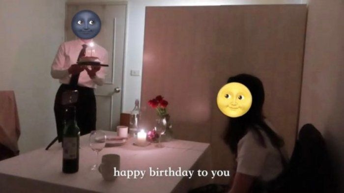 男友還神秘的為女友送上生日蛋糕,默默唱起生日歌的畫面讓不少網民也感動得熱淚盈眶