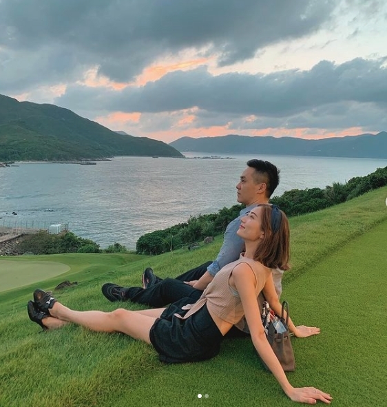 蔡嘉欣的男友亦幫她不少,她現任交往4年的有米ibanker男友出手闊綽
