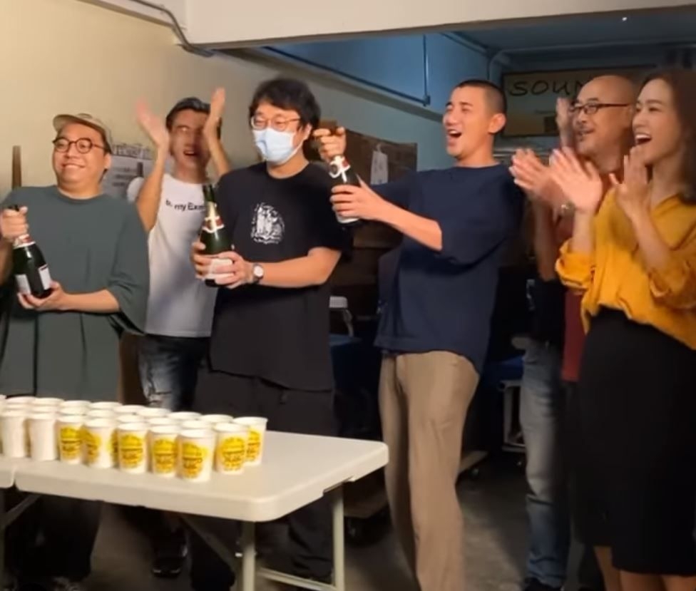 C君和《大叔的愛》的監製兼編審盧思麟(Tommy)成立的公司「勞詩動眾」,製作新劇《凶宅清潔師》