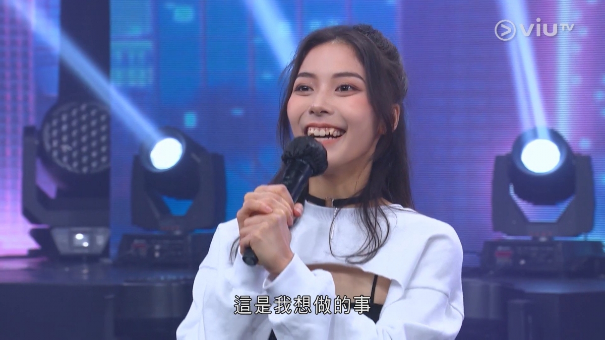 全民造星4參賽者阿Wing仍是輸給莎莎跌入淘汰區,而莎莎則加入梁祖堯組別。