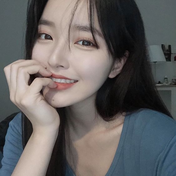 皮膚粗糙一般是初老肌的表徵,想改善就要幫肌齡逆齡。